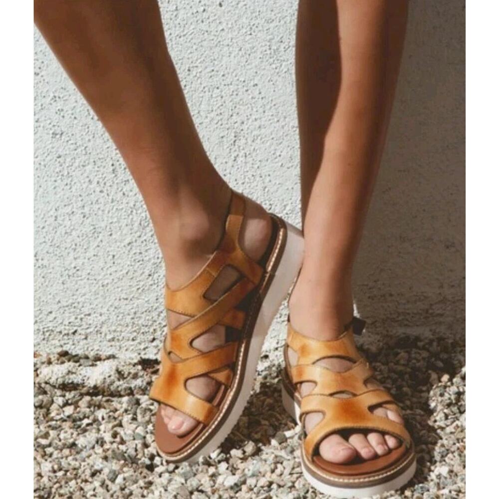 Roan By Bedstu Centrist Tan Sandals Size 8